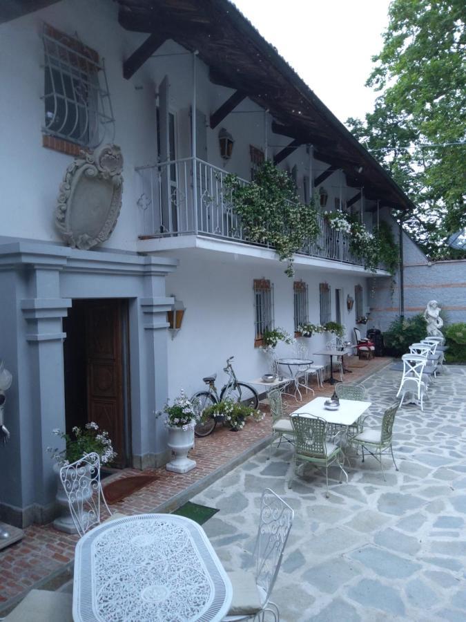 Antica Villa Cuneo- Guest House - "B&B E Non Un Hotel A Cuneo" מראה חיצוני תמונה