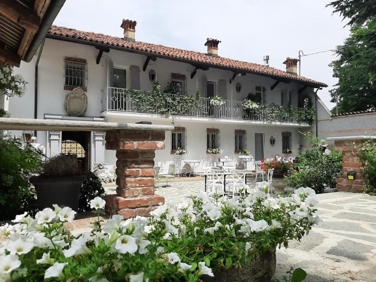 Antica Villa Cuneo- Guest House - "B&B E Non Un Hotel A Cuneo" מראה חיצוני תמונה