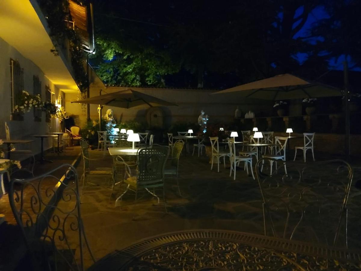 Antica Villa Cuneo- Guest House - "B&B E Non Un Hotel A Cuneo" מראה חיצוני תמונה