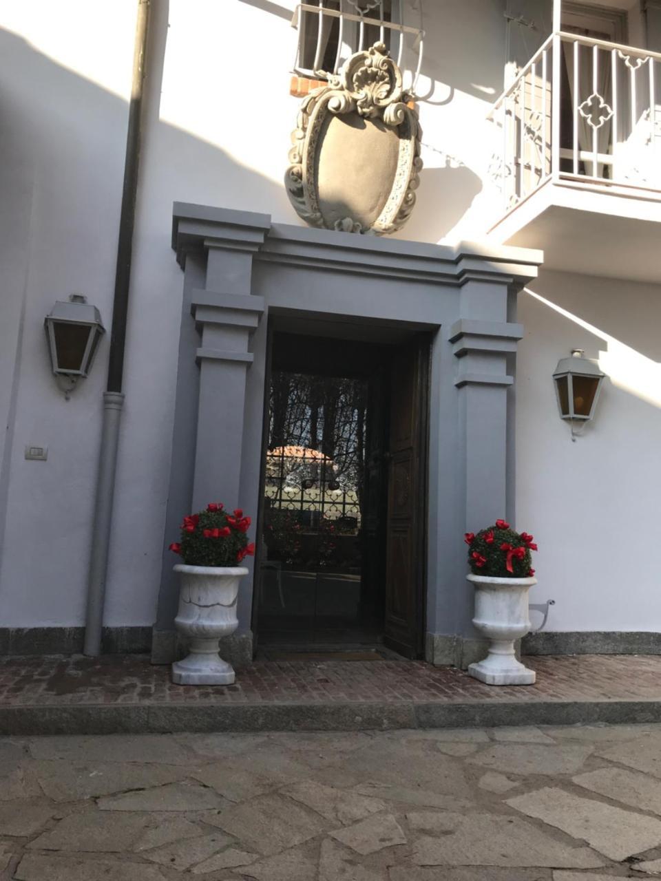 Antica Villa Cuneo- Guest House - "B&B E Non Un Hotel A Cuneo" מראה חיצוני תמונה