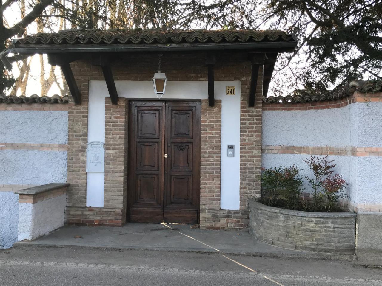 Antica Villa Cuneo- Guest House - "B&B E Non Un Hotel A Cuneo" מראה חיצוני תמונה
