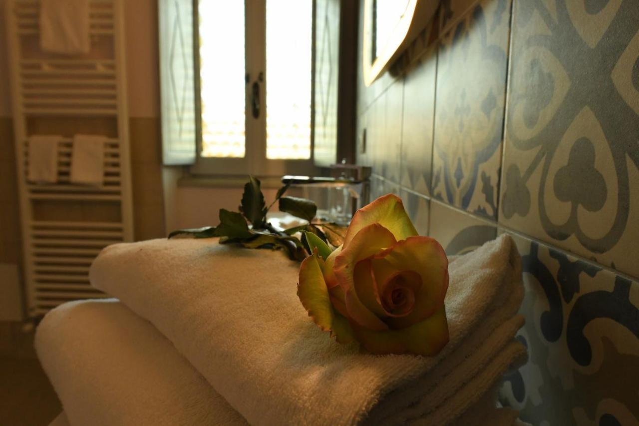 Antica Villa Cuneo- Guest House - "B&B E Non Un Hotel A Cuneo" מראה חיצוני תמונה