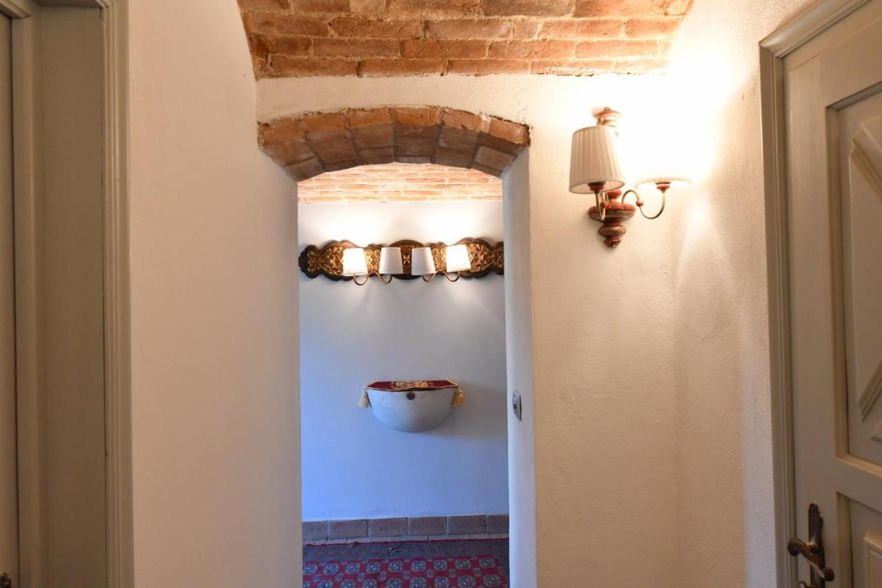 Antica Villa Cuneo- Guest House - "B&B E Non Un Hotel A Cuneo" מראה חיצוני תמונה