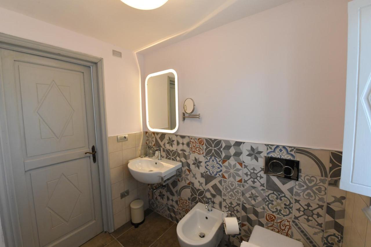 Antica Villa Cuneo- Guest House - "B&B E Non Un Hotel A Cuneo" מראה חיצוני תמונה